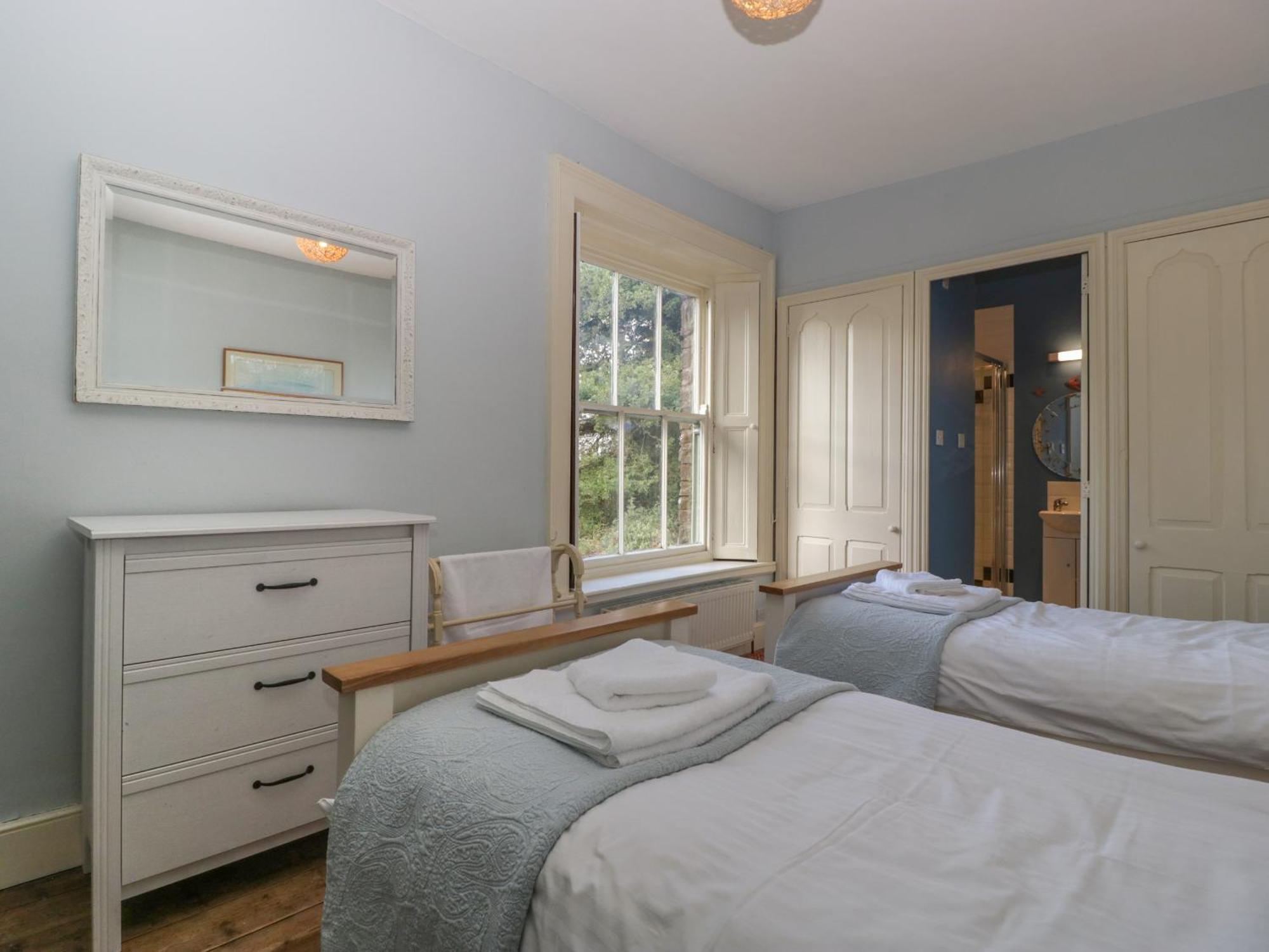 Woodlands Cottage ลีโอมินสเตอร์ ภายนอก รูปภาพ